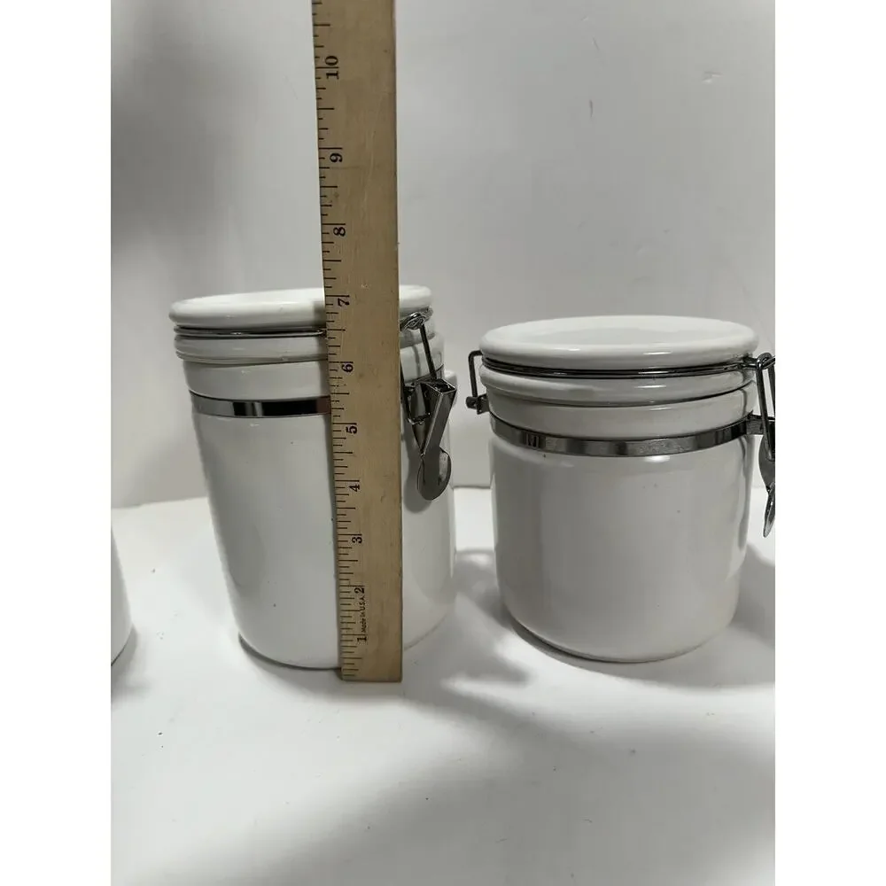 Linens N Things Set Of 4 Canisters Lock Jar airtight seal White Canister‎ Coffee
